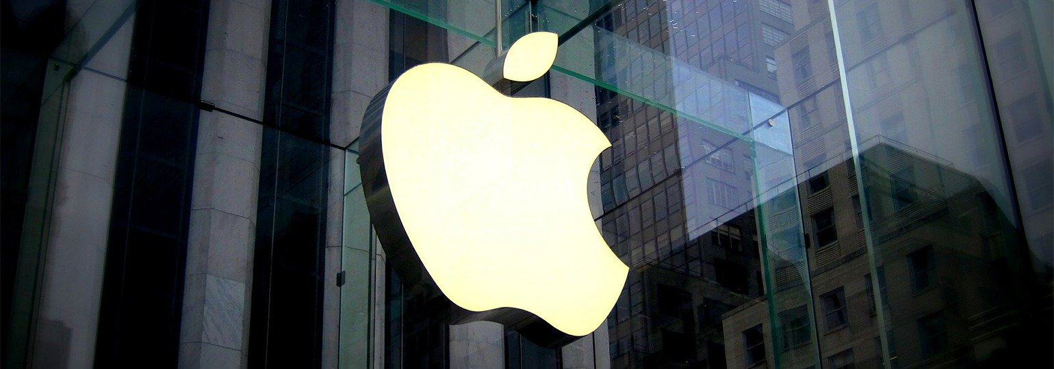Обложка: Apple заявила о полном переходе на использование возобновляемой энергии