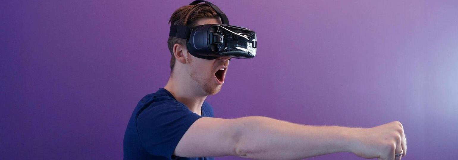 Обложка: Google анонсировала нововведения для Daydream
