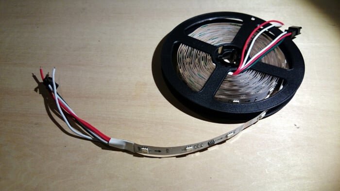 Готовимся к Новому году: простая гирлянда на Arduino_10