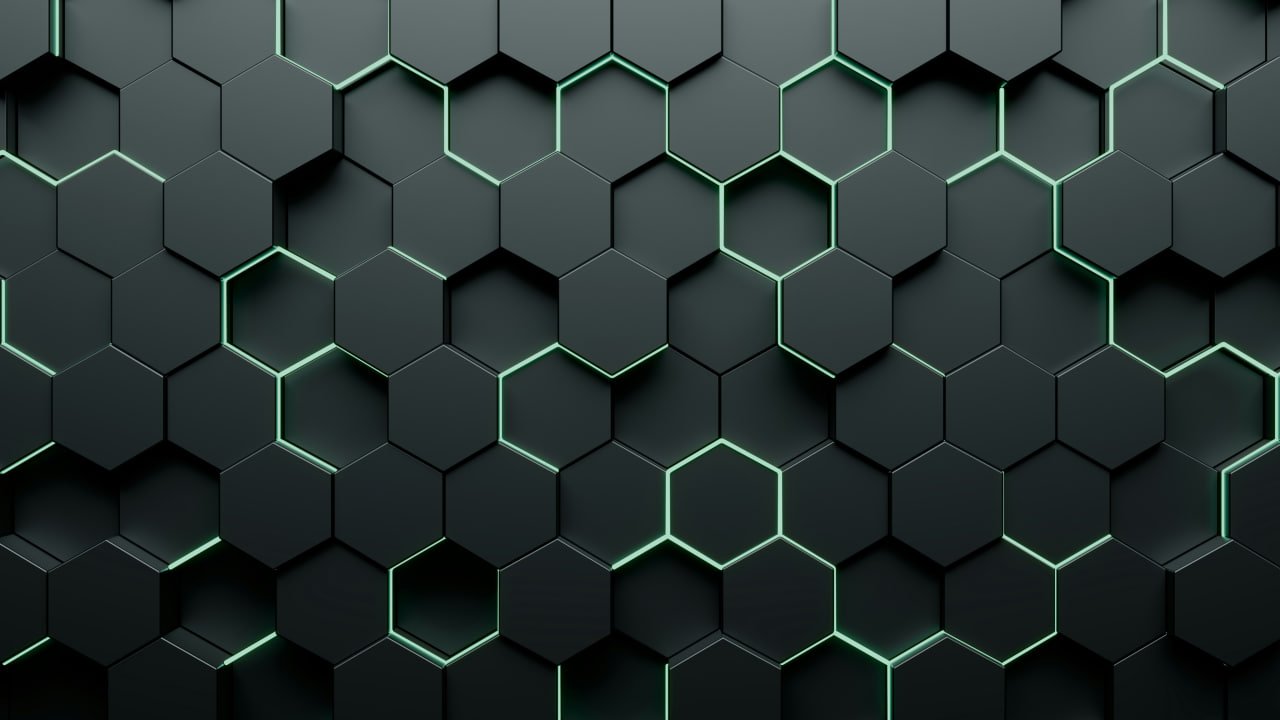 Обложка: Hexagonal Architecture: Почему старая добрая многослойка больше не работает?