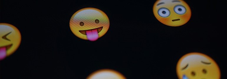 Обложка: В тестовой сборке Google Chrome появилась панель с эмодзи-символами