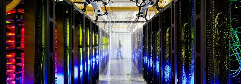 Обложка: Корпорация «Ростех» работает над созданием системы хранения данных для «закона Яровой»