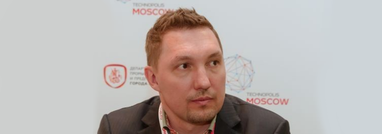 Обложка: «Их всё равно скоро можно будет заменить компьютерами, которые будут сами писать код» — Борис Глазков, директор центра стратегических инноваций Ростелекома