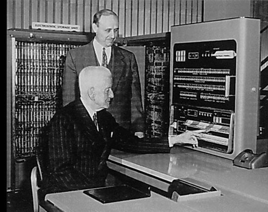 Model 701 — обзор первого компьютера корпорации IBM 2