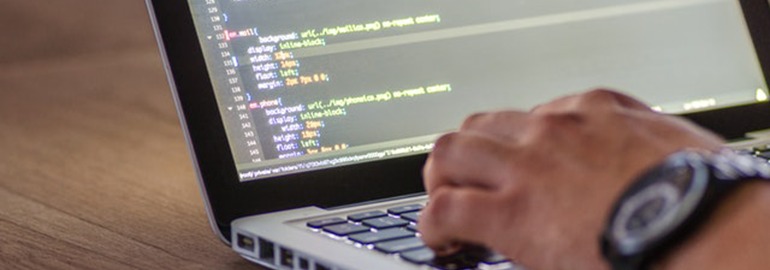 Обложка: CodinGame представила результаты исследования о современных разработчиках