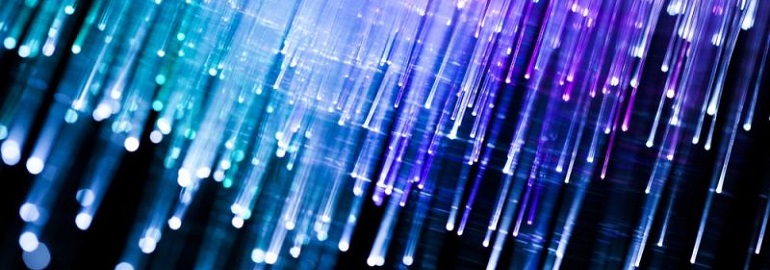 Обложка: Ученые научились передавать информацию в два раза быстрее скорости света