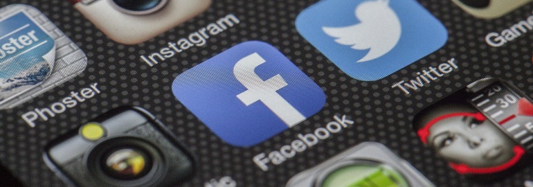 Обложка: Facebook умолчала об утечке данных 50 миллионов пользователей