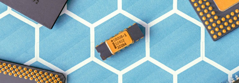 Обложка: В процессорах семейств Intel Core и Xeon обнаружена новая уязвимость