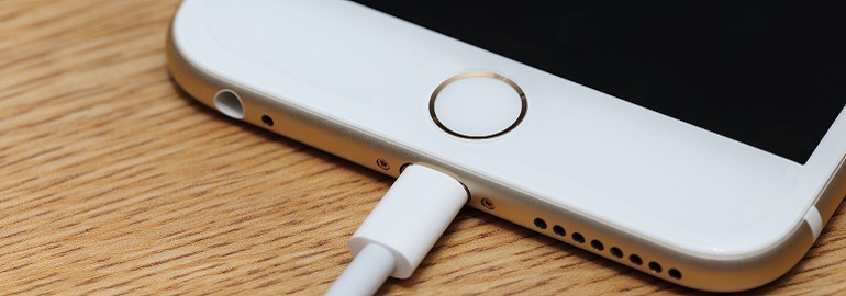 Обложка: Apple подтвердила появление «Ограниченного режима USB» в iOS 12