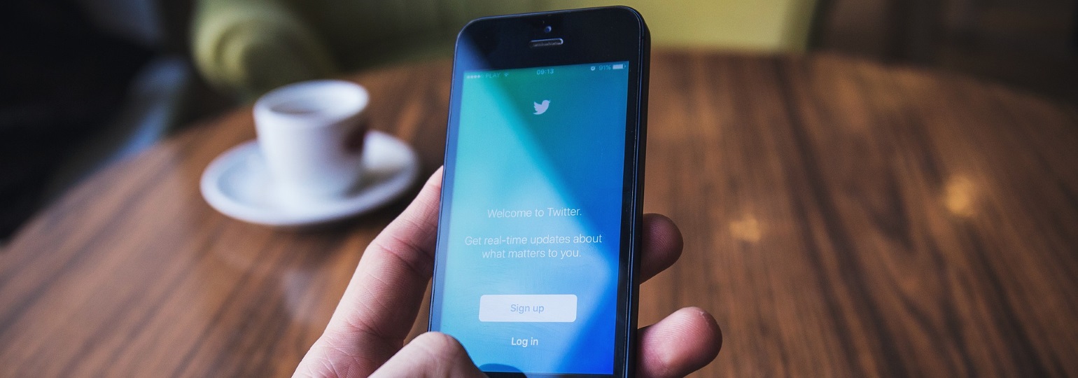 Баг в AAAPI Twitter открыл доступ к приватным сообщениям пользователей