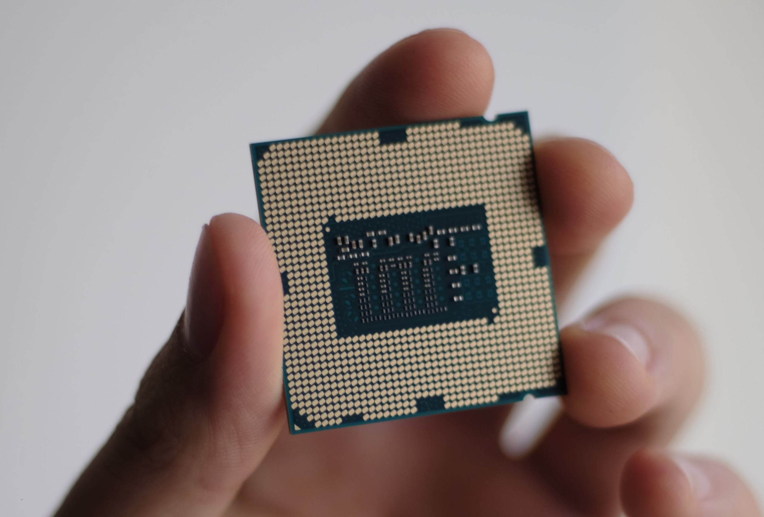 Новая «дыра» в процессорах Intel позволяет считывать вводимые с клавиатуры данные 1