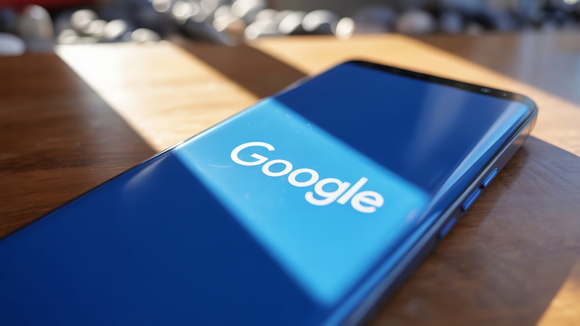 Хакер взломал Google и научился находить номера телефонов пользователей за 15 секунд