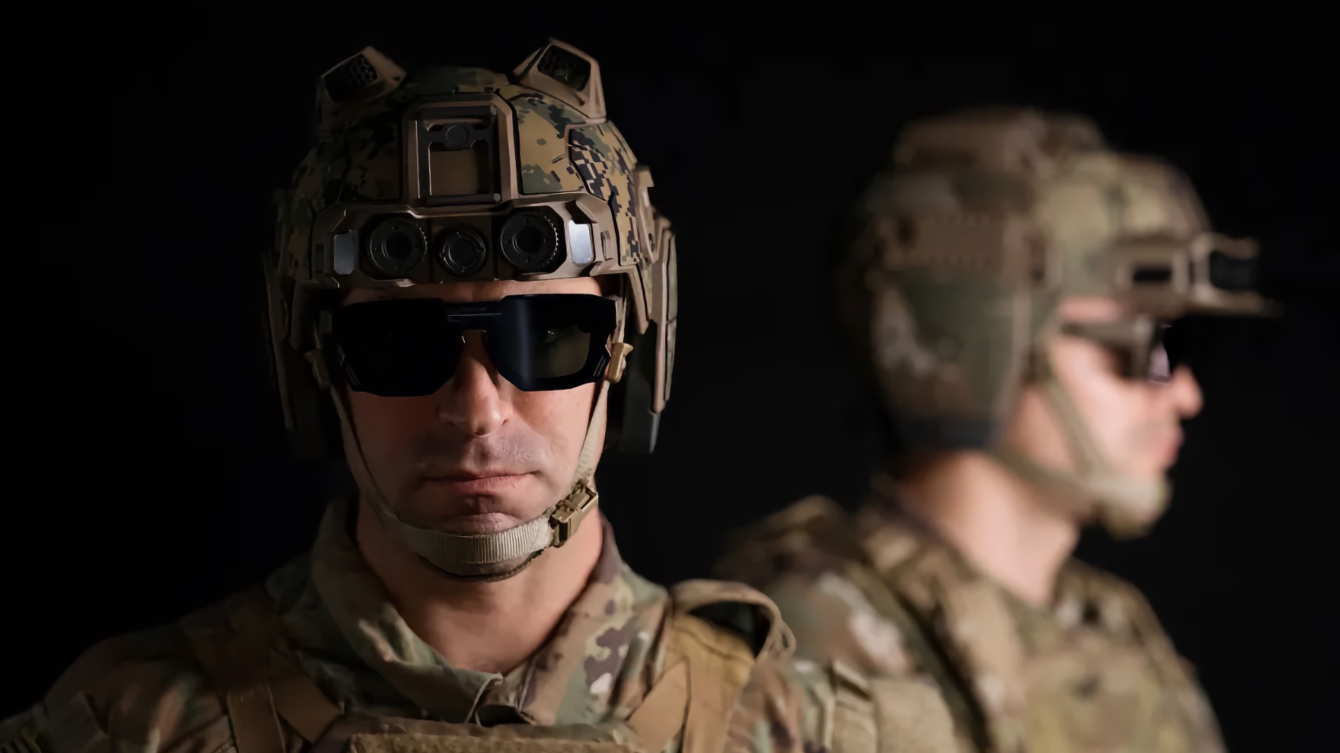 От VR к войне: создатель Oculus представил шлем с ИИ и AR для армии США