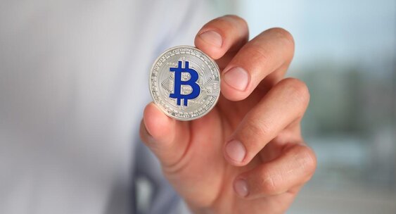 Северокорейские хакеры украли $2 млрд в криптовалюте — и это ещё не конец года