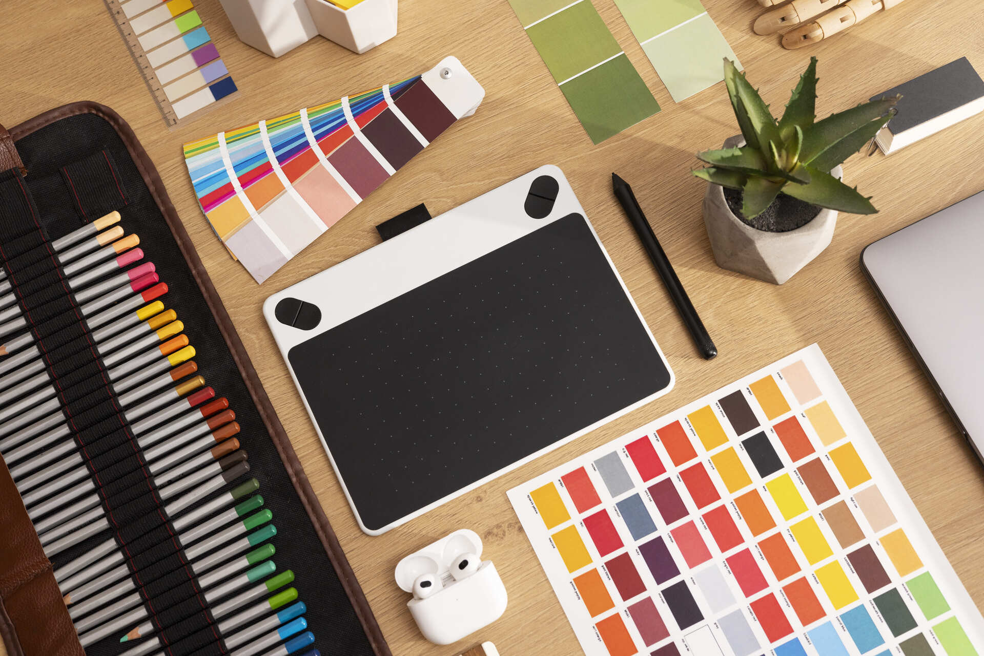 ТОП-5 направлений в графическом дизайне, которые понравятся детям