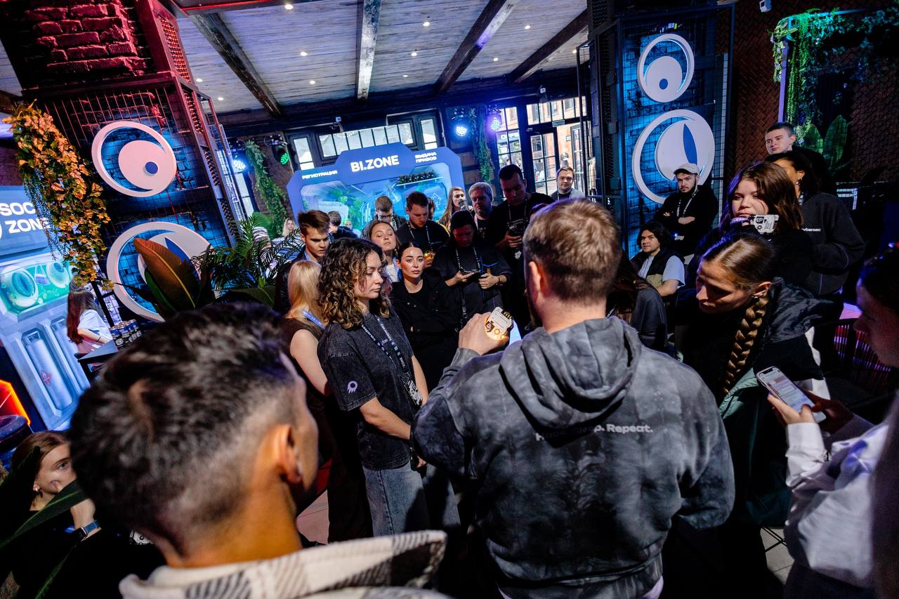 OFFZONE 2025: LLM-агенты, фаззинг гипервизоров и секретные архивы кибербезопасности 2